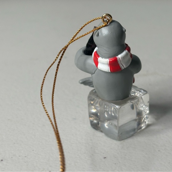 Coca Cola Company Seal Sitting On Block Of Ice Drinking Coke Christmas Ornament - Picture 2 of 13